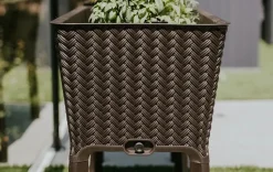 Clearance Splendor 31.7 Gallon Elevated Garden Bed - Brown Garden Beds